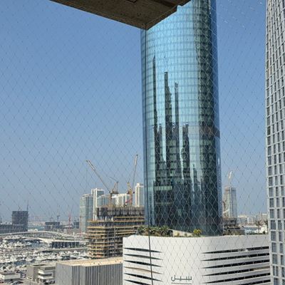 شبك حماية لمنع الحمام من دخول الشرفة